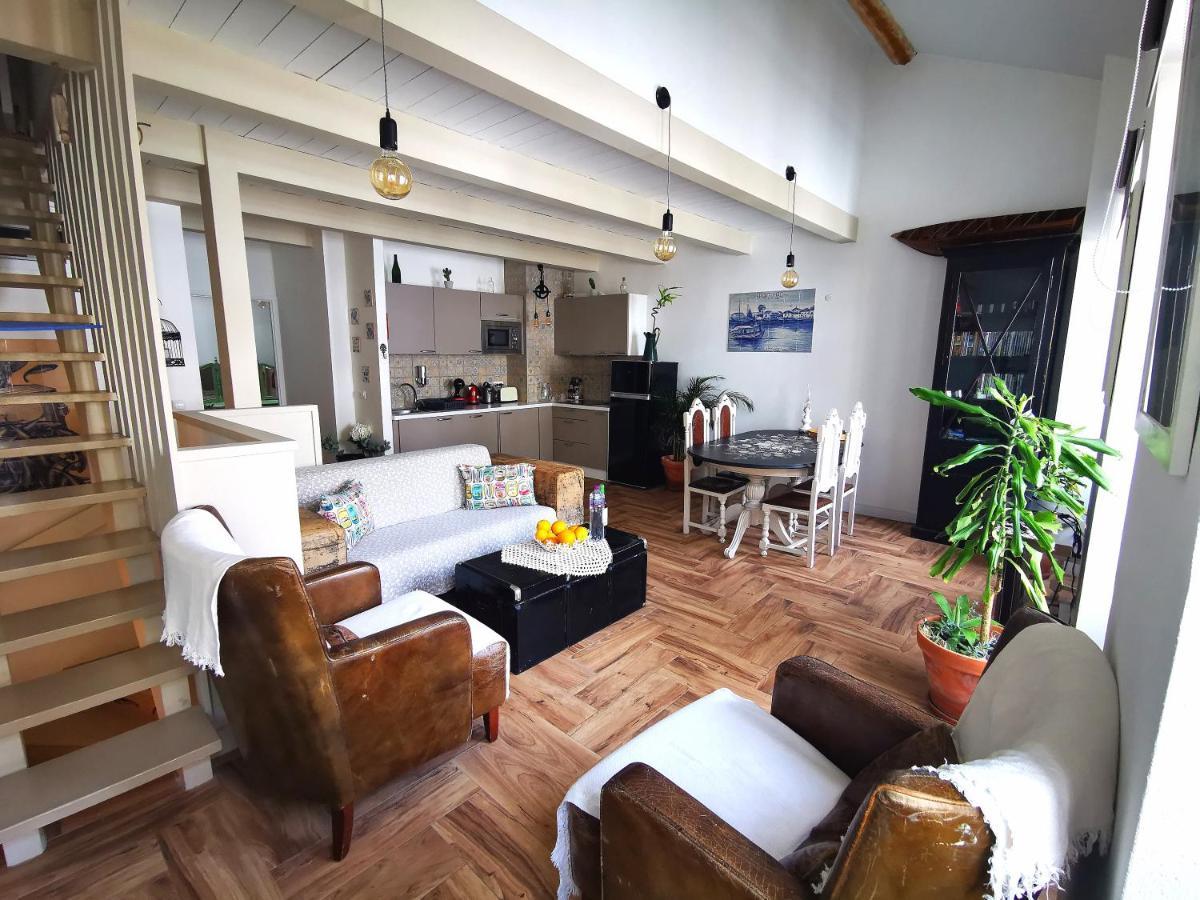 Charming Portuguese Style Apartment, For Rent "Vida A Portuguesa", "Gaivota" Alojamento Local 포티마오 외부 사진